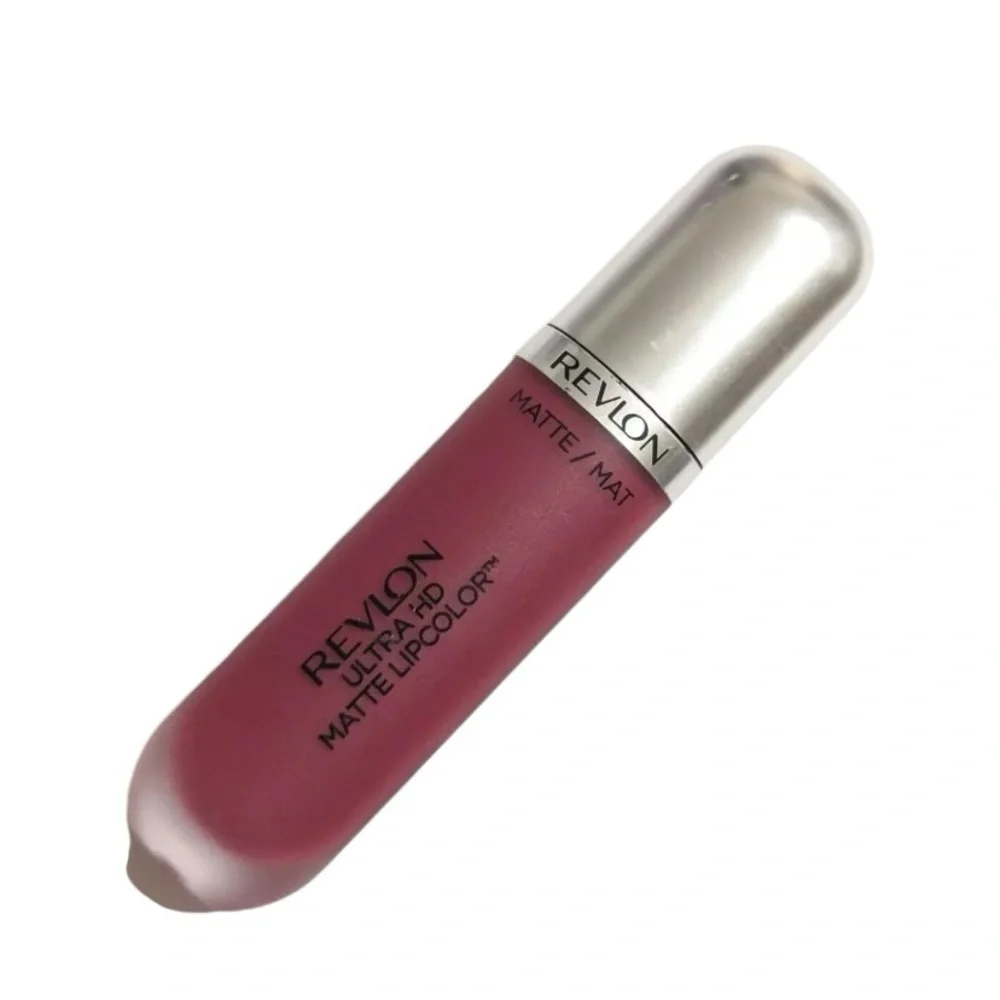 💎 Revlon Ultra HD Moisturizing and Velvety Matte Lipstick 610 Addiction